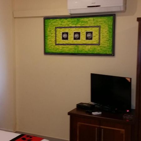 Grand 7 Hotel Thalawathugoda Talawatugoda Kamer foto