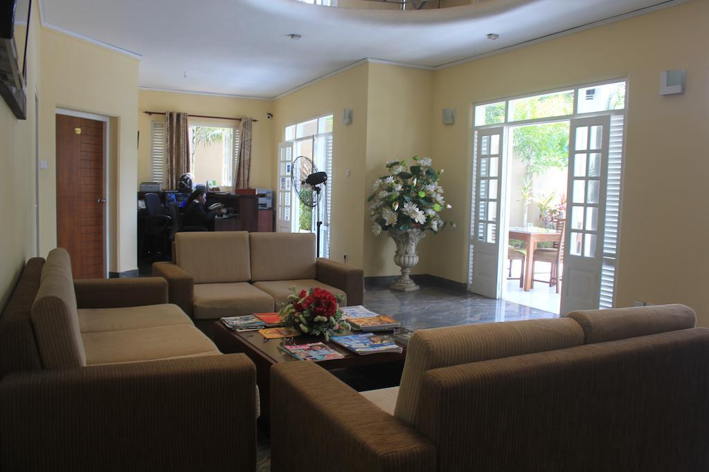 Grand 7 Hotel Thalawathugoda Talawatugoda Buitenkant foto