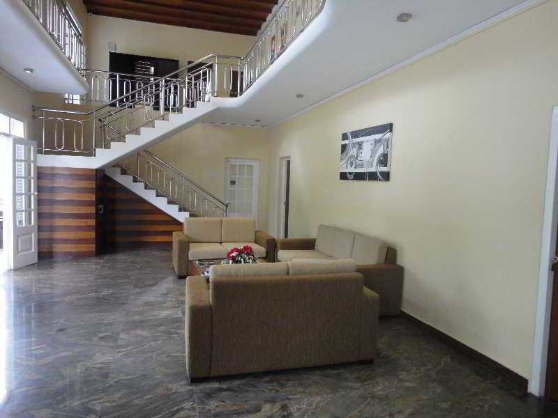 Grand 7 Hotel Thalawathugoda Talawatugoda Buitenkant foto
