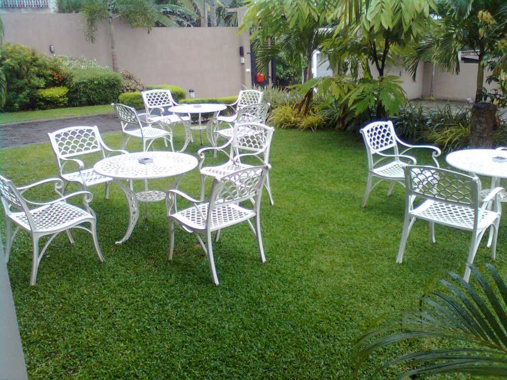 Grand 7 Hotel Thalawathugoda Talawatugoda Buitenkant foto