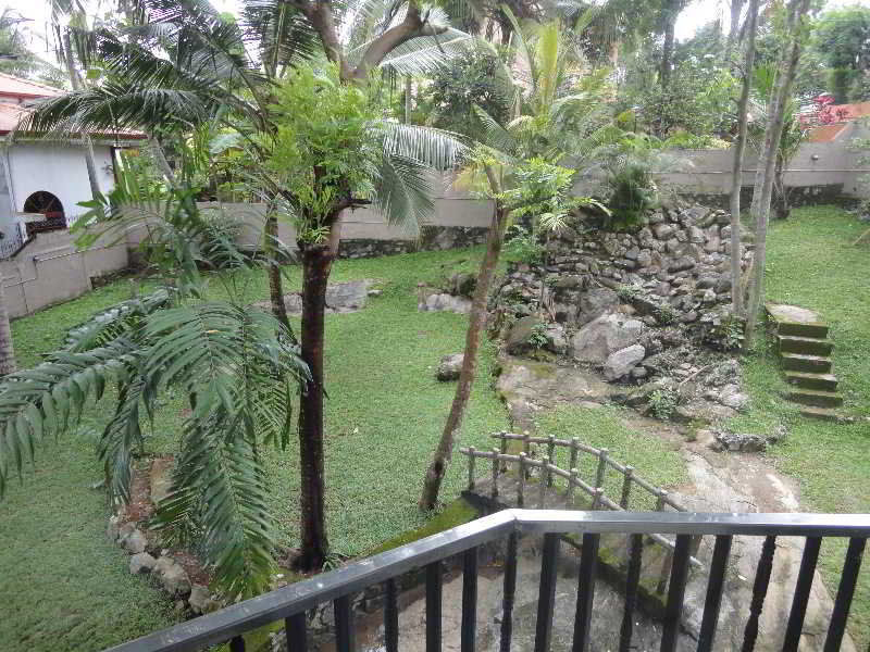 Grand 7 Hotel Thalawathugoda Talawatugoda Buitenkant foto