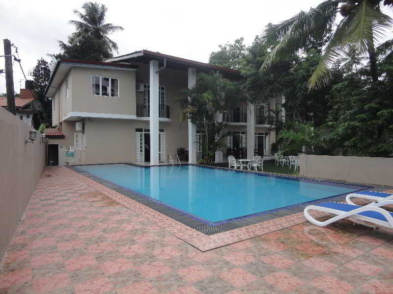 Grand 7 Hotel Thalawathugoda Talawatugoda Buitenkant foto
